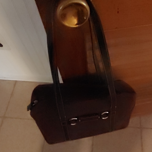 Kate Spade - Picture 2 of 3